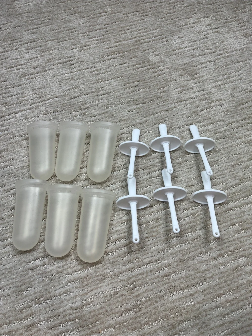 Zoku Classic Pop Molds 6 Easy-Release  Popsicle Molds with Sticks and Drip Guard